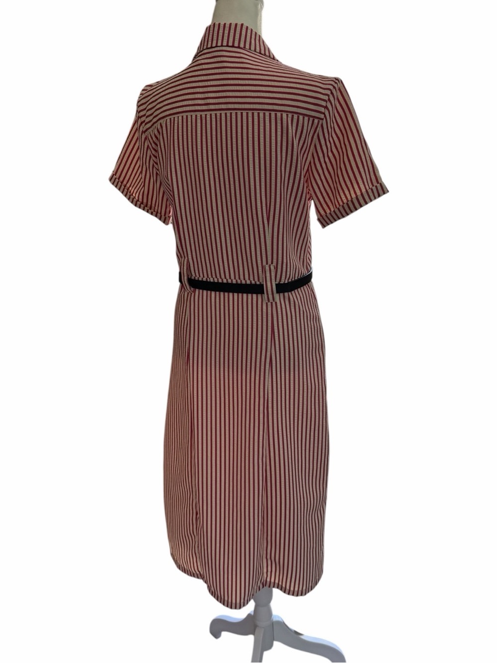 ☆𝐒𝐨𝐥𝐝☆ Vintage-Inspired FASHION NOVA Pink & White Striped Button-Front Dress. - Picture 6 of 14